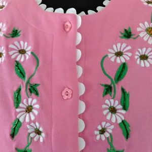 Bechtel Petites pink embroiderd top.